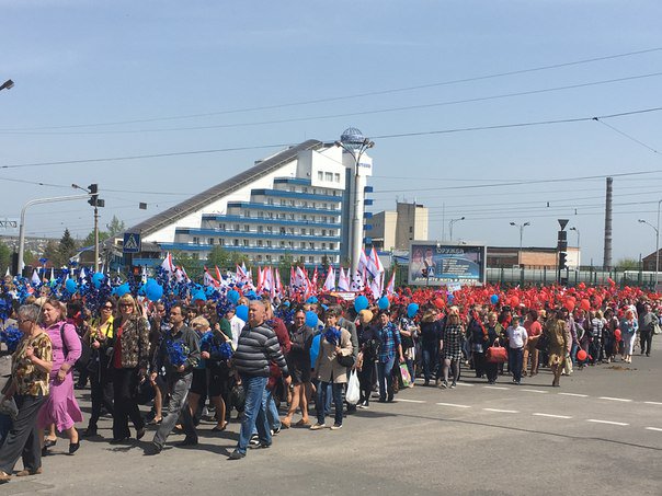#MayDay demo in occupied Luhansk