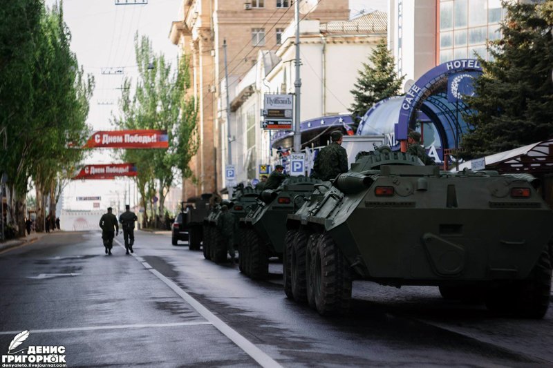 BM-21 MLRS Grad at parade rehearsal today in Donetsk