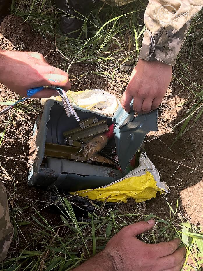 Police seized explosives cache in Mariupol