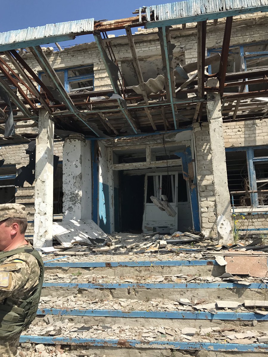 .@JHahnEU: Shyrokine: pictures of destruction show extent of human suffering +material damage #EasternUkraine+country as a whole have to cope with This suffering+destruction must stop! Protection+security of people 1st priority! #Minsk agreements must be fully implemented!
