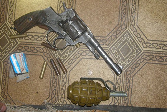 In Poltava region police seized weapons and drugs