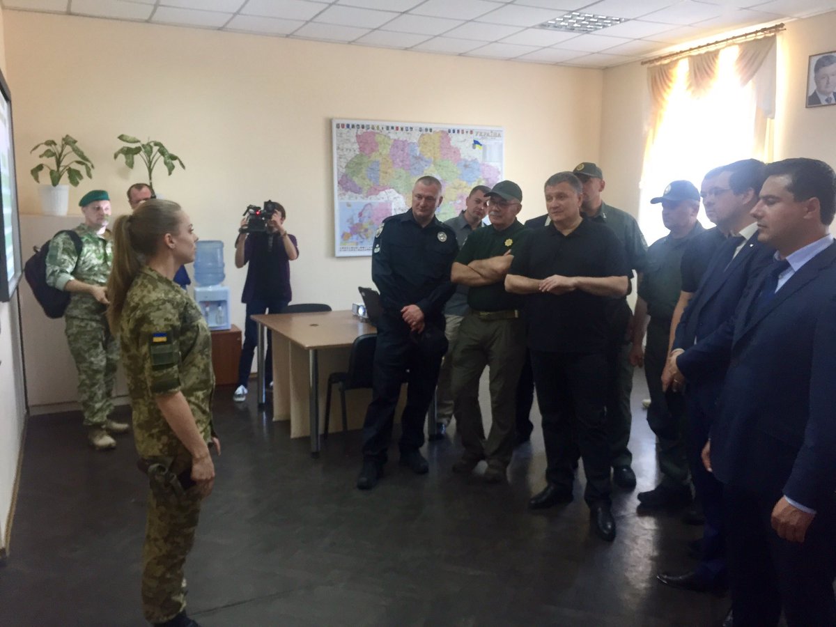 Interior minister @AvakovArsen visited border-guards office in Bolgrad