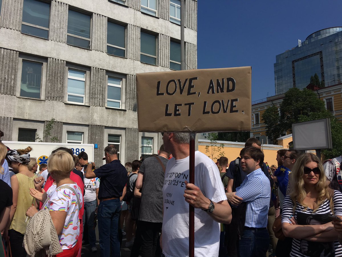Up to 2000 people are taking part in  #Kyivpride2017 
