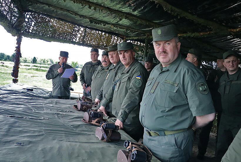 Ukraine National Guard drills near Kharkiv