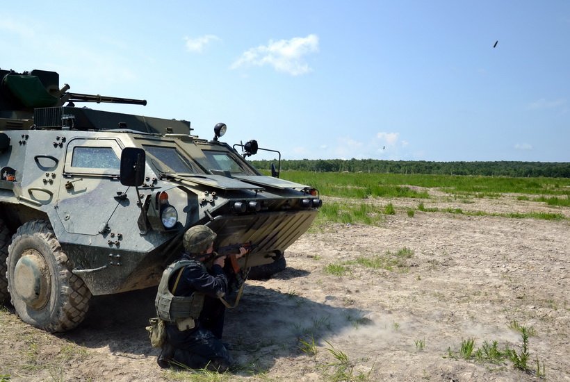 Ukrainian National guard held competition of APC drivers