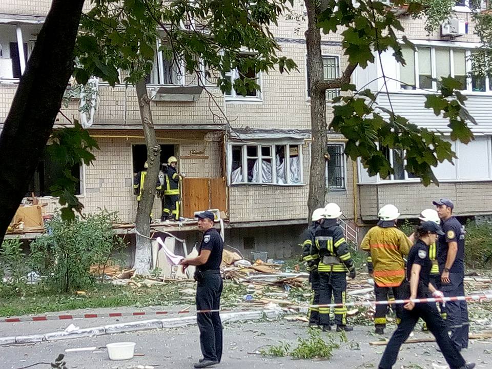 Wounded and damage as explosion occurred in apartment block in Kyiv