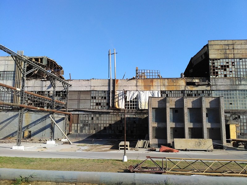 Roof has collapsed at Armyansk Titanium plant in Crimea