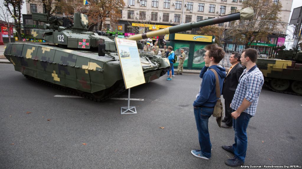Military exhibition prior to Independence day