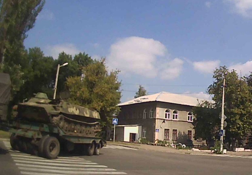 Truck is towing MLTB at Makiivka