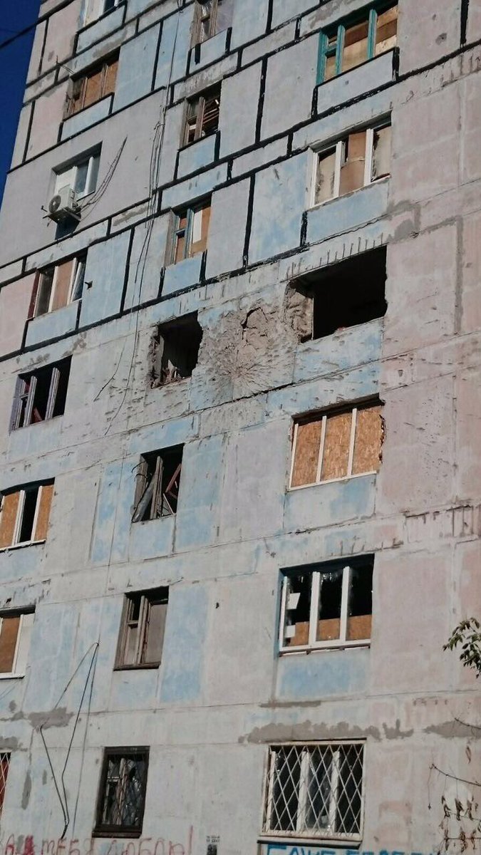 وزير الخارجية بافلو كليمكين: شهد النواب الفرنسيون اليوم عواقب العدوان الروسي ضد أوكرانيا بأعينهم. بعد المناطق السكنية نتيجة القصف في أفدييفكا