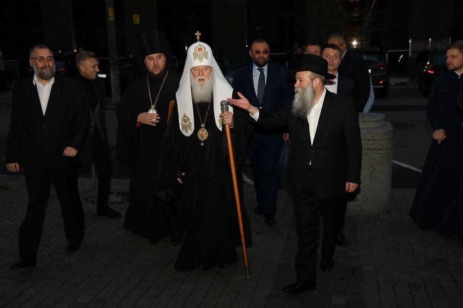 Historic event in Dnipro: Ukraine Orthodox Patriarch Filaret visiting Jewish Community. At “Menorah”, Europe’s largest Jewish center.   