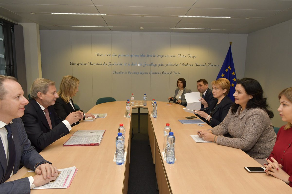@JHahnEU: Good meeting with Ukraine VPM @IKlympush and Education Minister Hrynevych