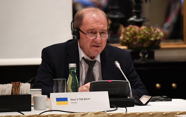 Foreign ministers and top officials from OSCEMC17 delegations today met Akhtem Chiygoz and Ilmi Umerov –Crimea Tatars recently released from wrongful imprisonment in Russia-occupied Crimea– to hear their story and stand in solidarity with them