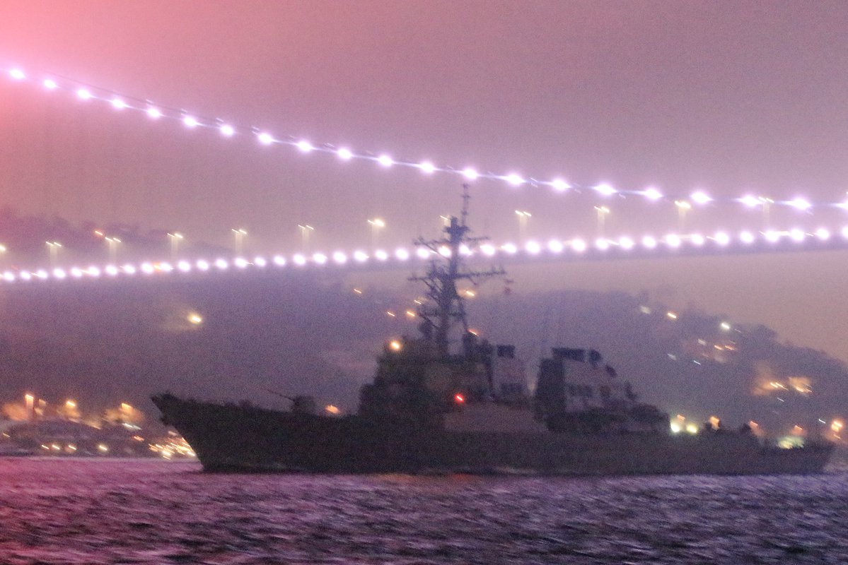 .@USNavy boosts the BlackSea patrols amid tensions in the region: #FWDdeployed to Rota and on its 6th patrol in support of regional allies, Arleigh Burke-class AEGIS guided missile @USNavyEurope destroyer USS Ross DDG71 transits BlackSea-bound Bosphorus in the dark   