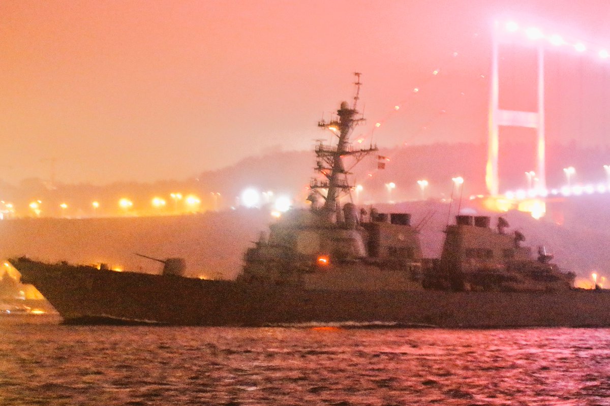 .@USNavy boosts the BlackSea patrols amid tensions in the region: #FWDdeployed to Rota and on its 6th patrol in support of regional allies, Arleigh Burke-class AEGIS guided missile @USNavyEurope destroyer USS Ross DDG71 transits BlackSea-bound Bosphorus in the dark   