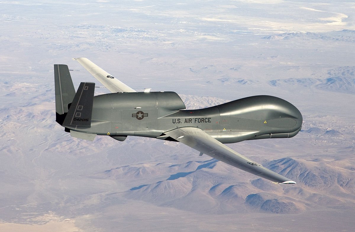 US-Luftwaffe RQ-4 Global Hawk unbemanntes Fluggerät  Drohne 54.000 Fuß über dem Schwarzen Meer - rund um die Krim und entlang der russischen Küste