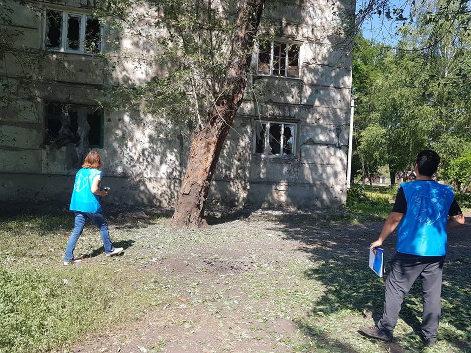 Novotoshkivske, yesterday shellings' aftermath.   