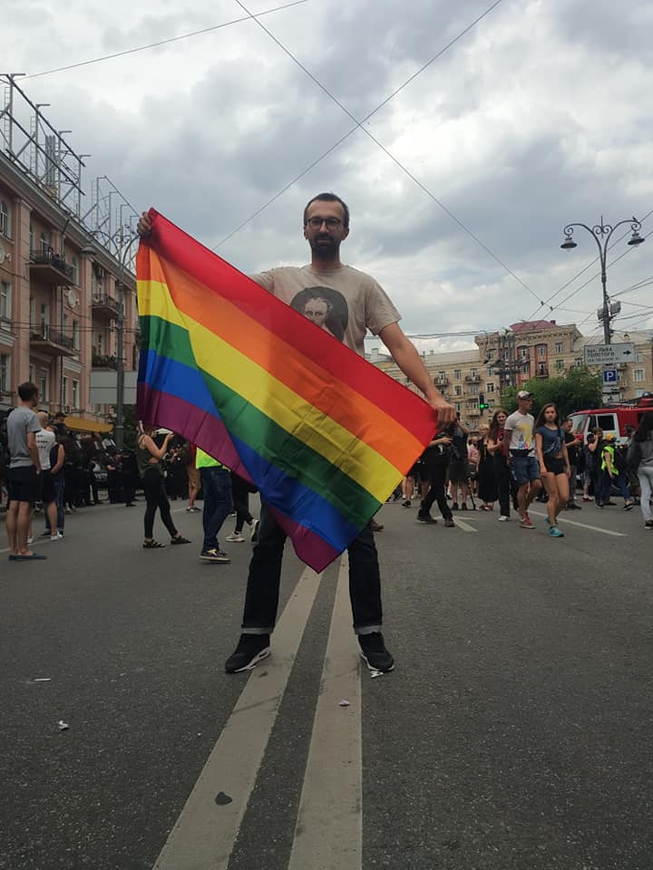MP Leschenko: Was honor to be in the first row of KyivPride2018 together with @svitlanaza @MiRo_SPD @MaximEristavi @RebHarms @WaschukCanUA. It was the most crowded LGBT-pride since we can march openly with rainbow's flags. One more big step of Ukraine toward Europe   