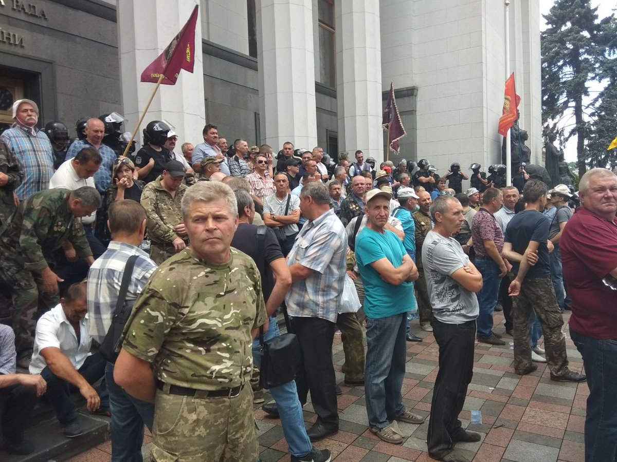 Representatives of veteran organizations and miners are protesting near the Ukraine's Verkhovna Rada, demanding an increase in funding for state mines and elimination of wage arrears.   