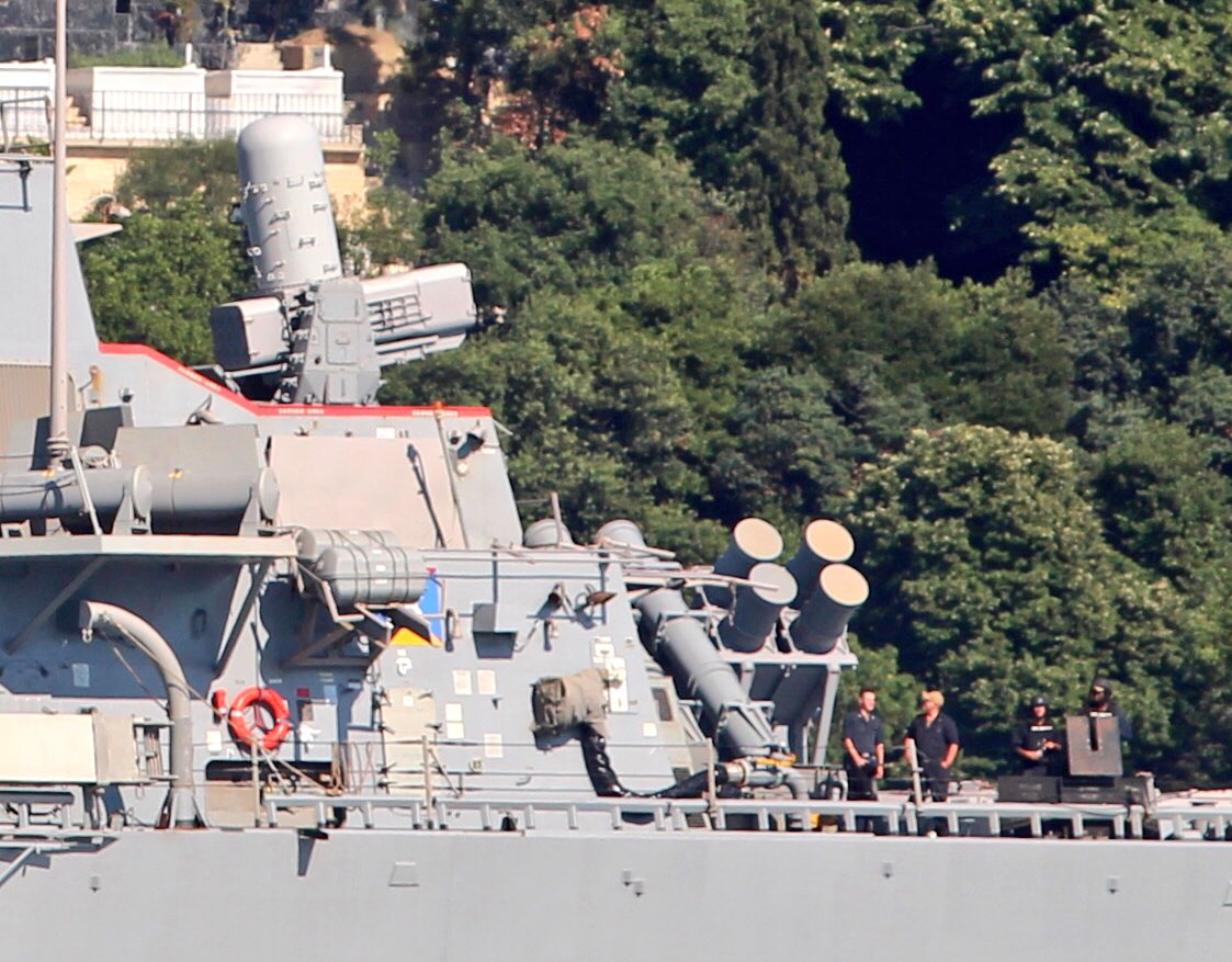 .@USNavyEurope USS Porter armed with @Raytheon SeaRAM, world's most modern ship self-defense weapon: supersonic, self-guided missiles to destroy close-range threats. DDG78 is also armed with @BoeingDefense Harpoon, an all-weather, over-the-horizon, anti-ship missile system.   