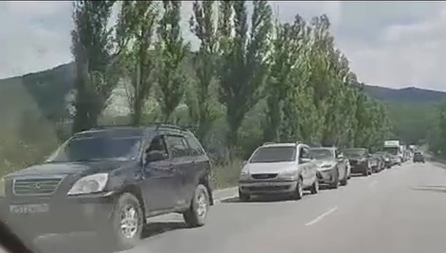 Road accident with military truck on Kerch-Simferopol highway