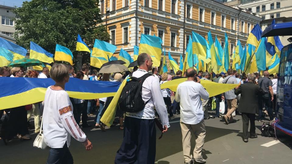 Photos: procession of Ukrainian Orthodox Church in Kyiv for United Independent Church in Ukraine, President Poroshenko and Patriarch Filaret present 
