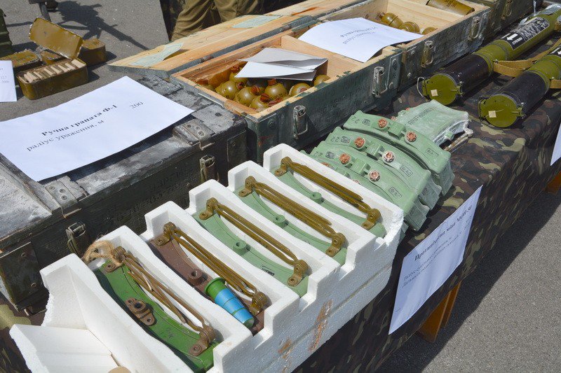 Ruban/Savchenko case: Ukrainian authorities release photos of massive arms cache linked to alleged terrorist plot in Kyiv. Lots of weapon types/models that are frequently seized (RGD-5s, F-1s, MON series mines) + some that are less common (large caliber mortar systems).     
