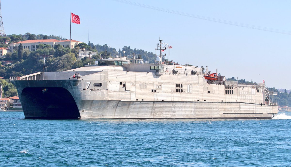 First time on the Bosphorus: @MSCSealift Spearhead class fast expedition transport ship USNS Carson City T-EPF-7 transits Bosphorus towards the Black Sea. MCM UUVs were deployed from the EPF USNS Carson City during BALTOPS exercise in June. 