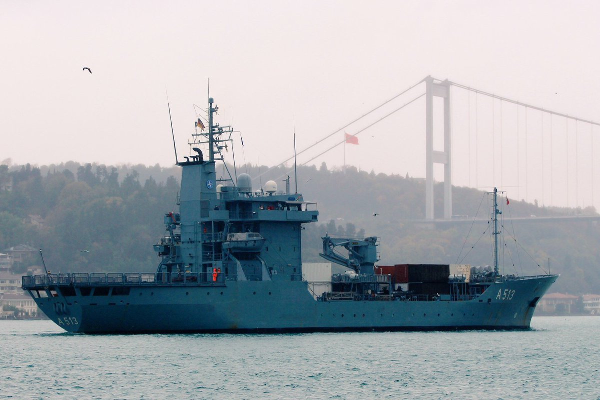 .@SNMCMG2 departs Black Sea after 20 days: NATO SNMCMG2 flagship, German Navy Type 404 Elbe class tender aux FGS Rhein A513 transited Bosphorus towards Mediterranean together with two minehunters, Segura class @Armada_esp SPS Turia and Turkish Navy Engin (x-Circé) class TCG Erdemli   