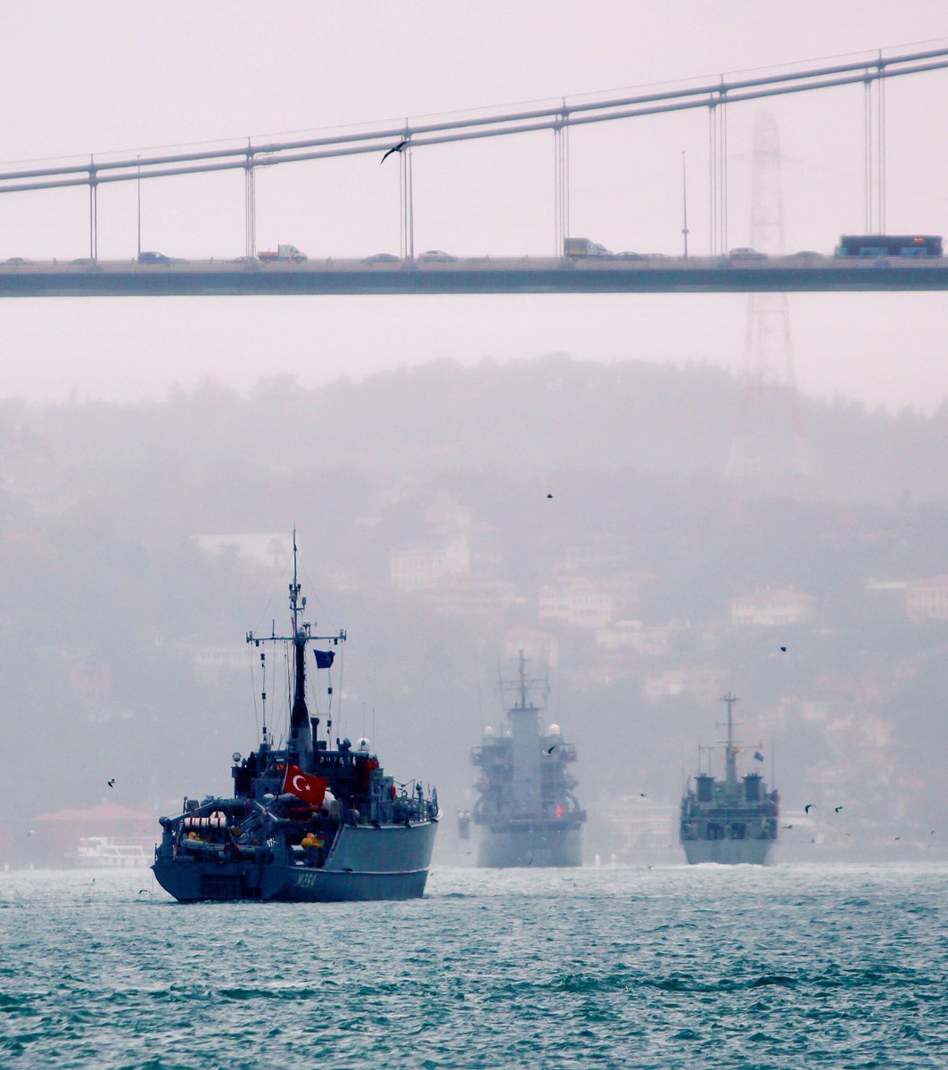 .@SNMCMG2 departs Black Sea after 20 days: NATO SNMCMG2 flagship, German Navy Type 404 Elbe class tender aux FGS Rhein A513 transited Bosphorus towards Mediterranean together with two minehunters, Segura class @Armada_esp SPS Turia and Turkish Navy Engin (x-Circé) class TCG Erdemli   