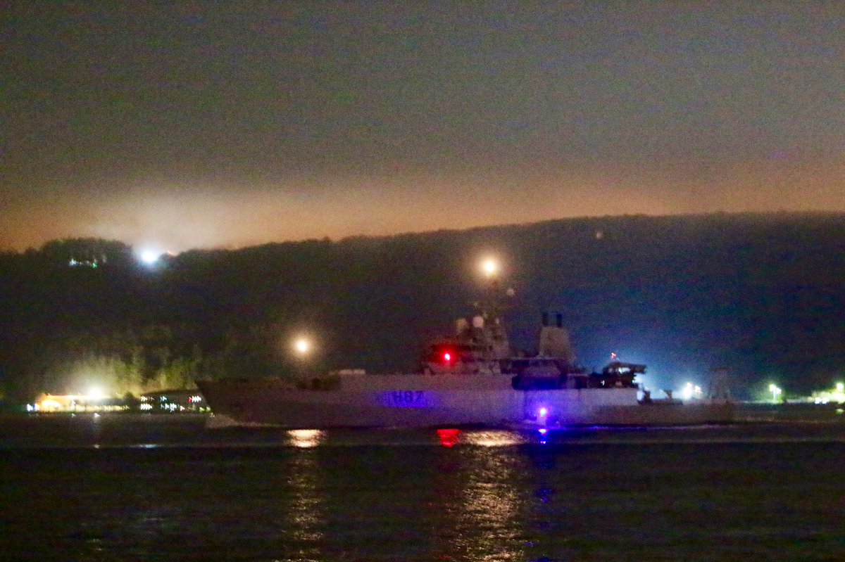 Freedom of Navigation in the Black Sea: Built by Appledore Shipbuilders in Bideford, Echo class HMS Echo is armed with 20mm, Mk44 7.62mm guns. HMS Echo entered Black Sea at 18:00GMT, escorted by Turkish Coast Guard TCSG29. She can remain for 21 days according to Montreux Treaty.   