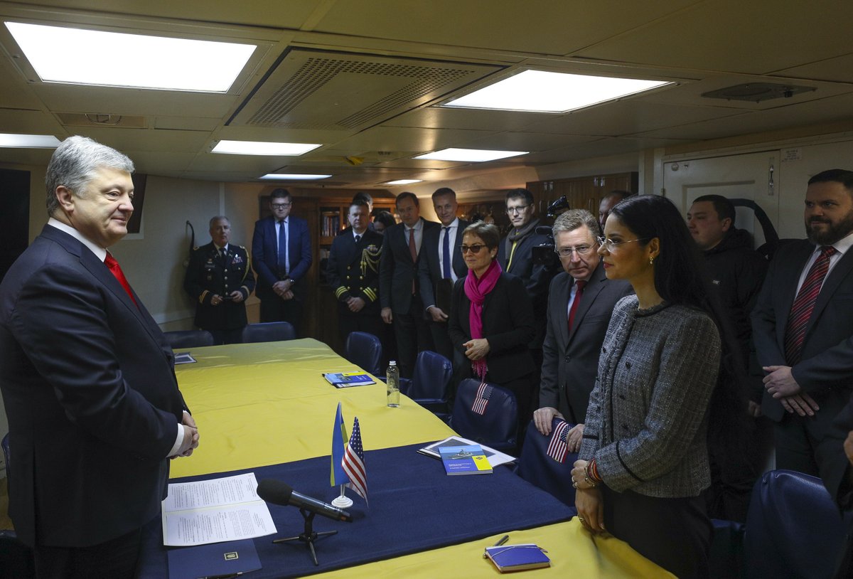President Poroshenko met @SpecRepUkraine Kurt Volker at USS Donald Cook (DDG 75)  in Odesa