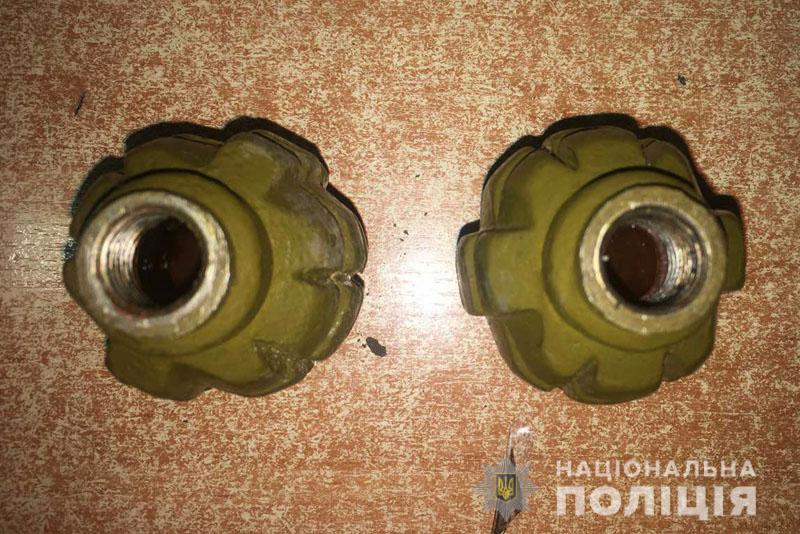 Police seized 2 F-1 grenades from drunk passenger of a private car at checkpoint in Pokrovsk district of Donetsk region