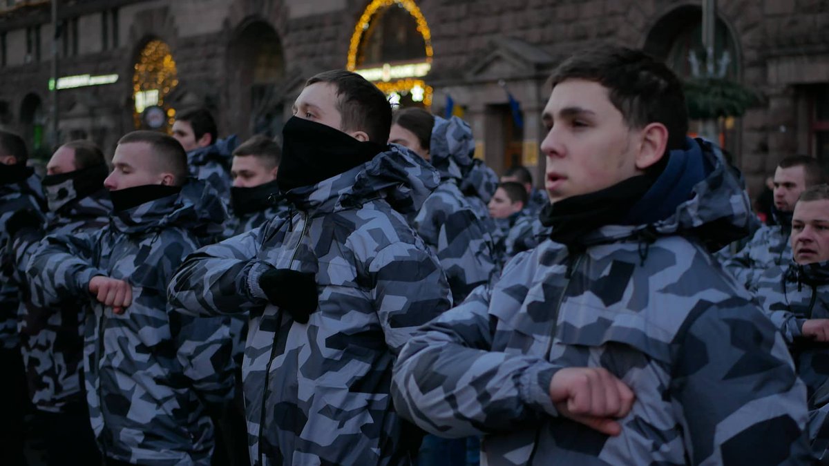 Over 1000 people took part in March of National Druzhini in Kyiv
