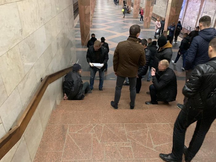 Security Service of Ukraine foils terror attack in Kharkiv metro. IED with 0.6 kg of TNT with nails seized, man arrested 