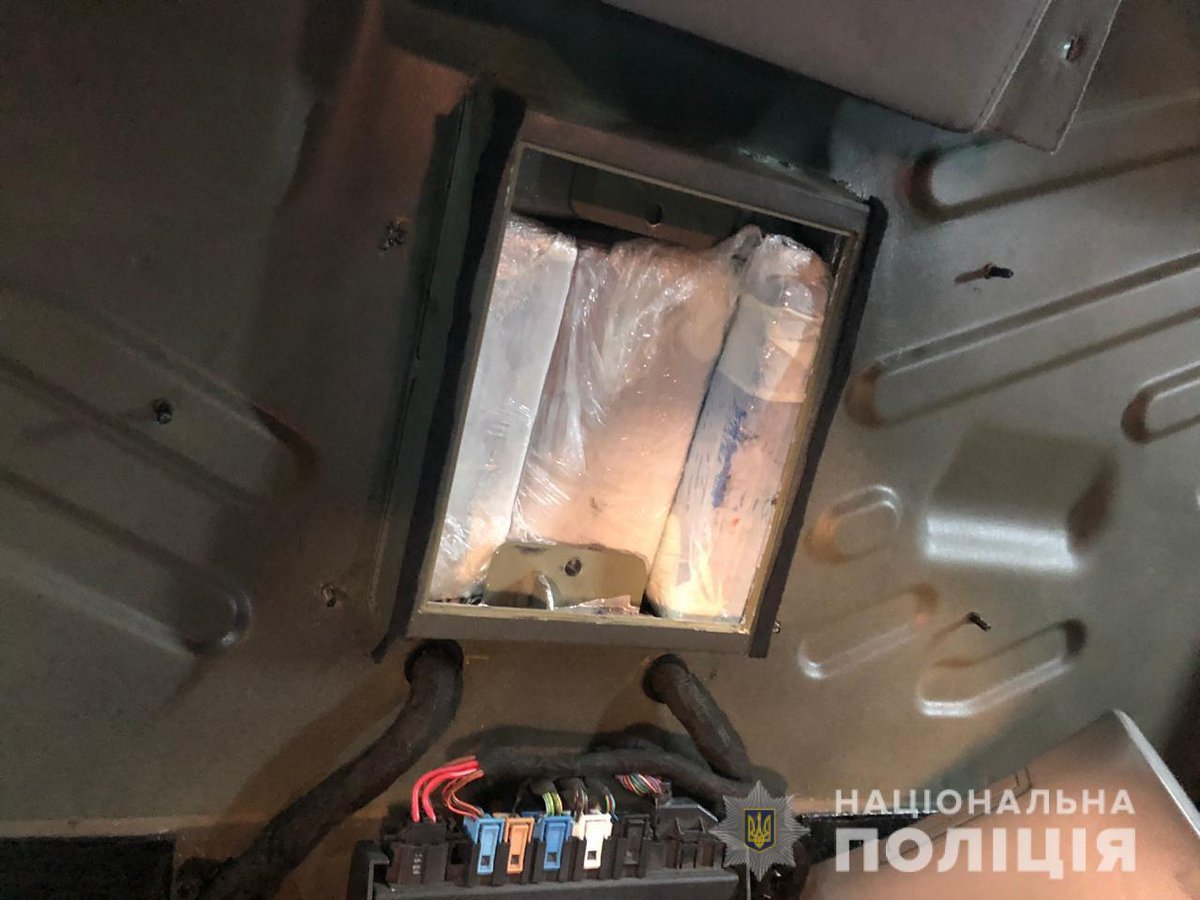 Police seized 100kgs of heroin in Kyiv region