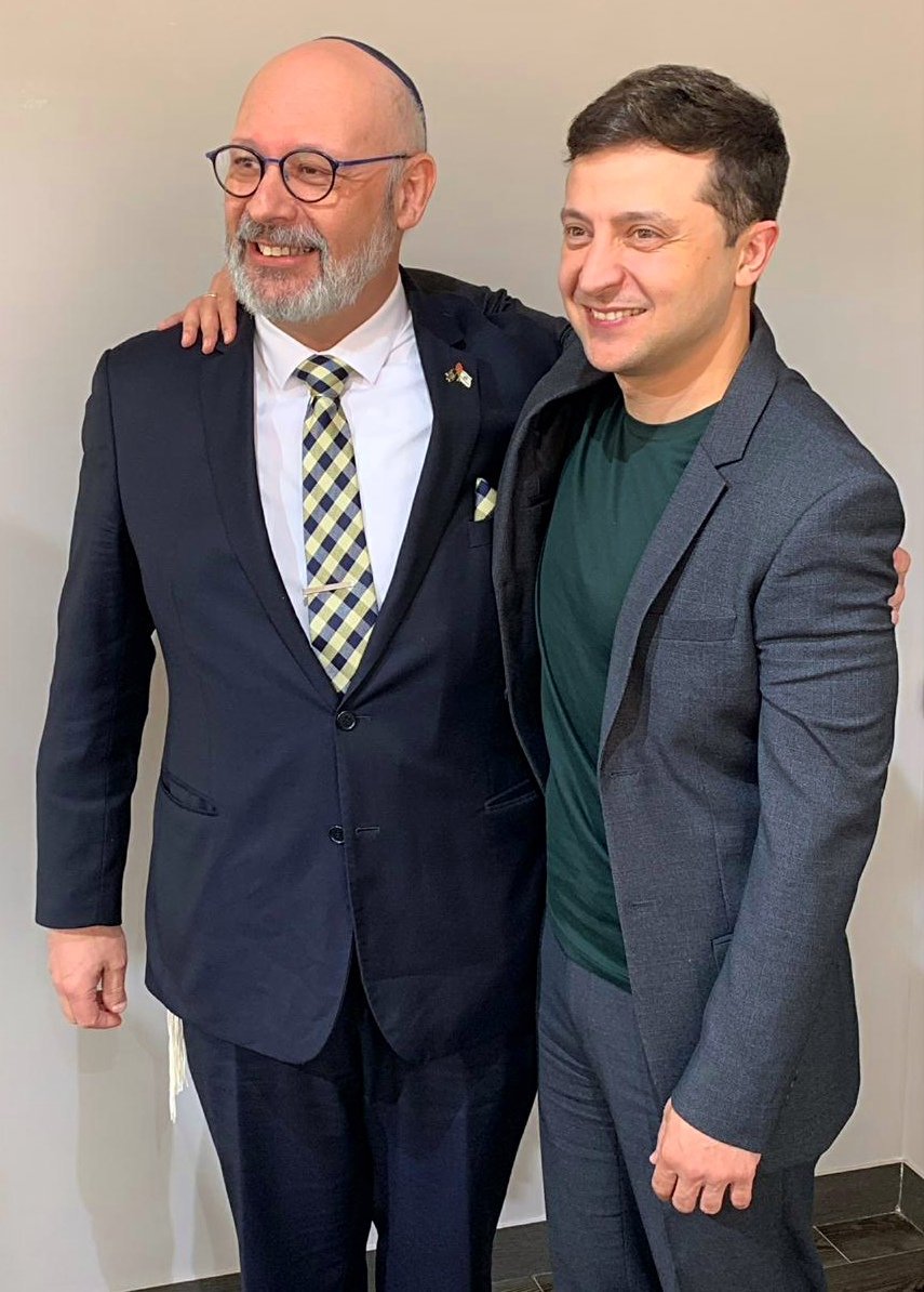 Good working meeting between President elect @zeteam_official Volodymyr Zelensky and Cabinet Minister @zeev_elkin 