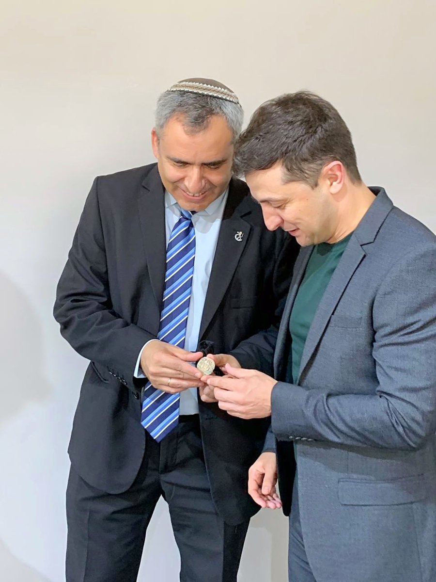 Good working meeting between President elect @zeteam_official Volodymyr Zelensky and Cabinet Minister @zeev_elkin 