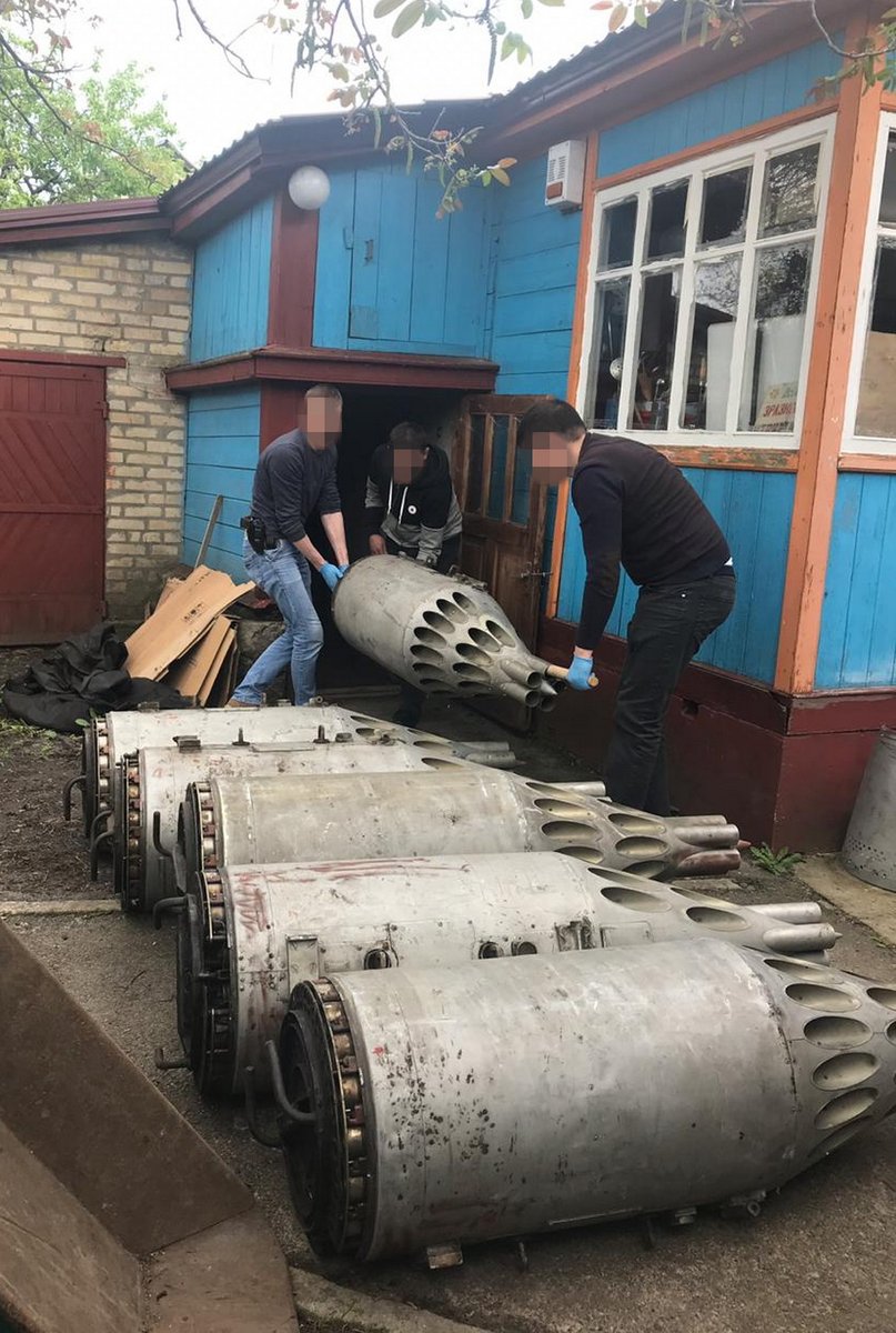 Security Service of Ukraine seized 6 UB-32 rocket pods for S-5 rockets from private house in Kyiv region