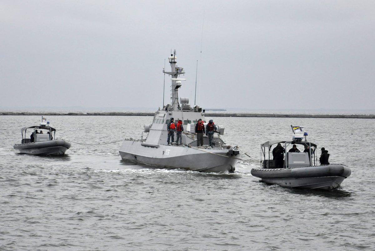 Some pics of recently returned 3 Ukrainian naval boats from Russia. Some of the crew released by Russia in Sept watched their return. Ukraine says boats will be checked & their condition will determine whether any legal action will proceed against Russia