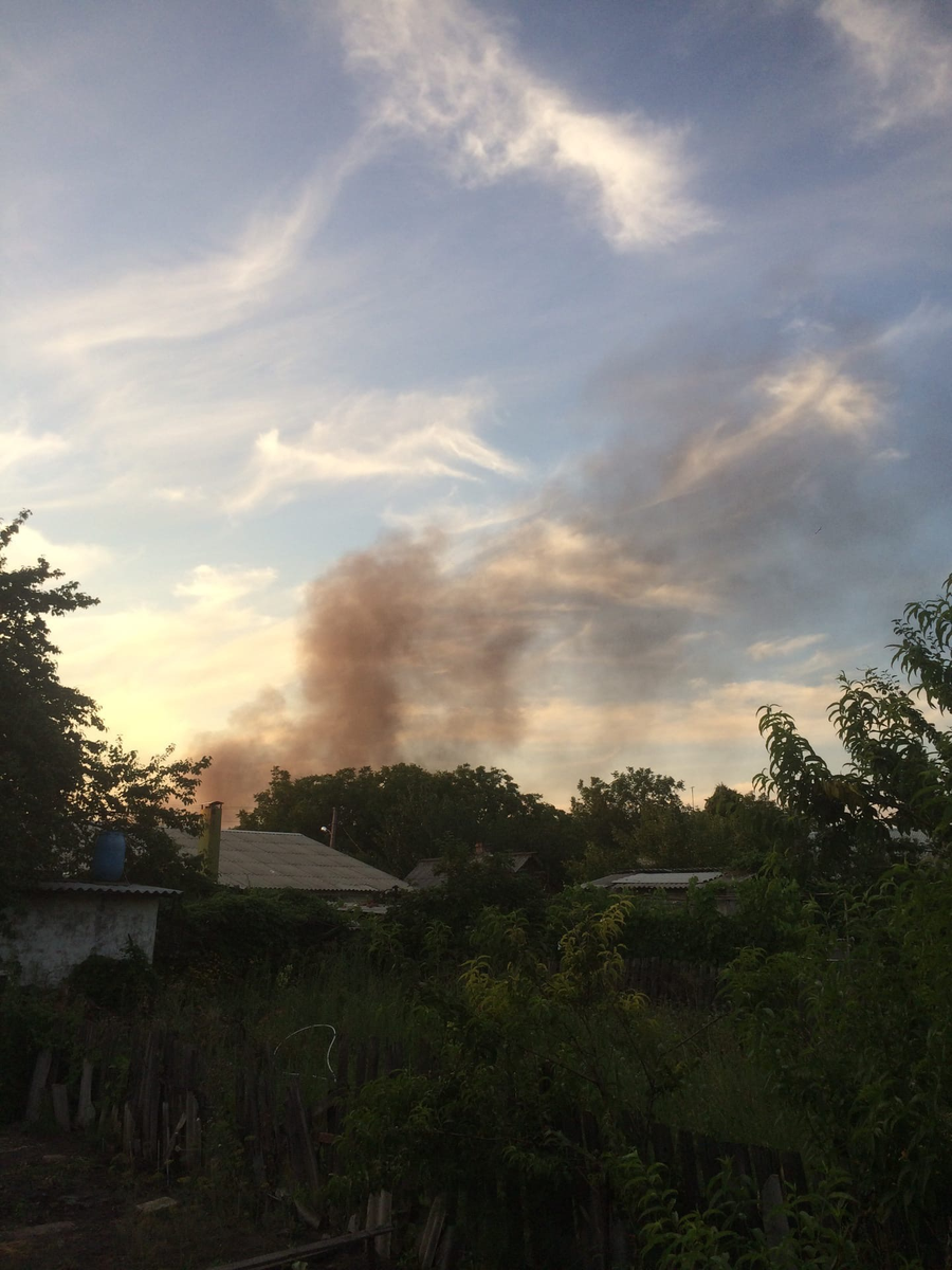 North-western Donetsk: smoke near Vesele