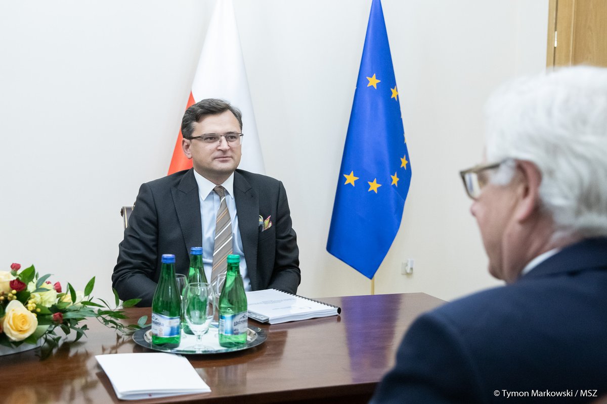 Polish FM Czaputowicz met with Ukrainian FM @DmytroKuleba. Topics of the talks: Russia-Ukraine conflict, including recent ceasefire, dialogue on historical issues & Polish education in Ukraine, fight against COVID19 and economic coop. during pandemic, cooperation in energy sector, including NS2