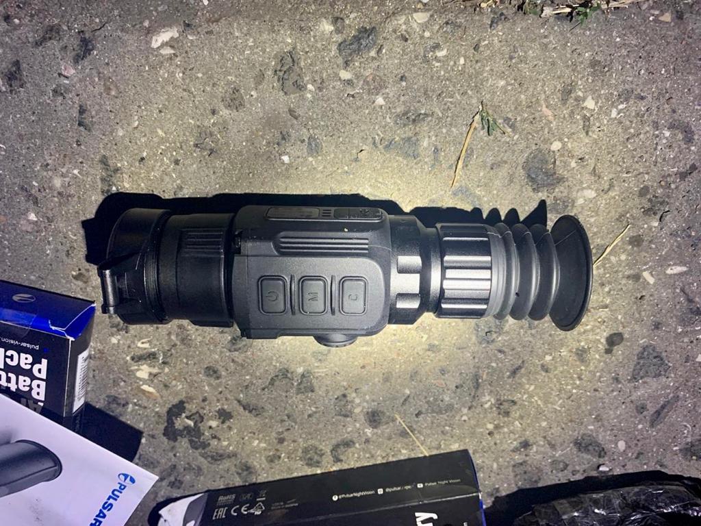 Ukrainian port authorities find 4 thermal scopes in the door panel of a car bound for Turkey