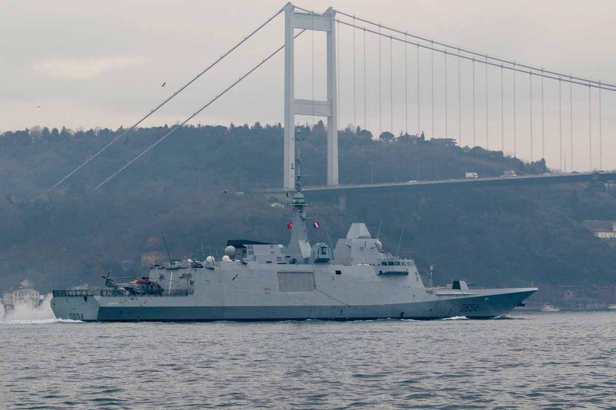 .@MarineNationale's @navalgroup built Aquitaine class frigate (FREMM frégates multi-missions) FS Auvergne D654 transited Bosphorus towards Mediterranean after 19 days in the Black Sea, carrying Aéronautique Navale's NH Industries NH90 NATO Frigate Helicopter  (reg:19 c/n1341)