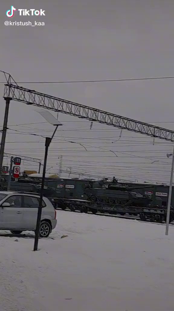 Military echelon filmed in Bryansk