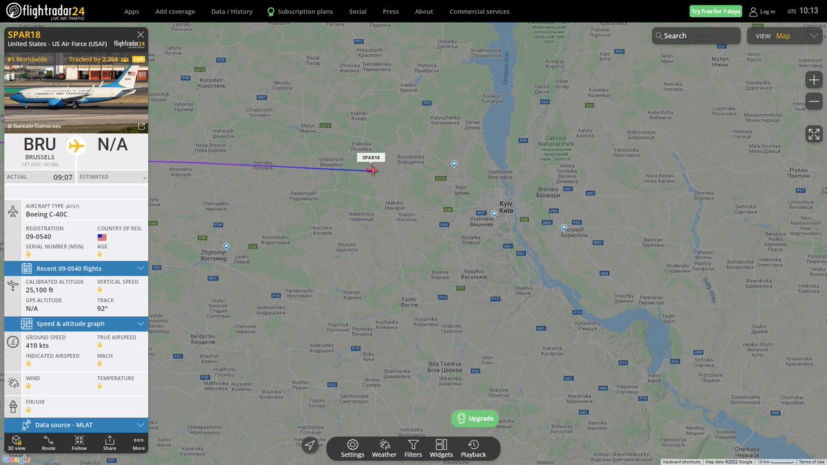 USAF VIP C40C SPAR18 descending for Kyiv Ukraine, US bipartisan congressional delegation