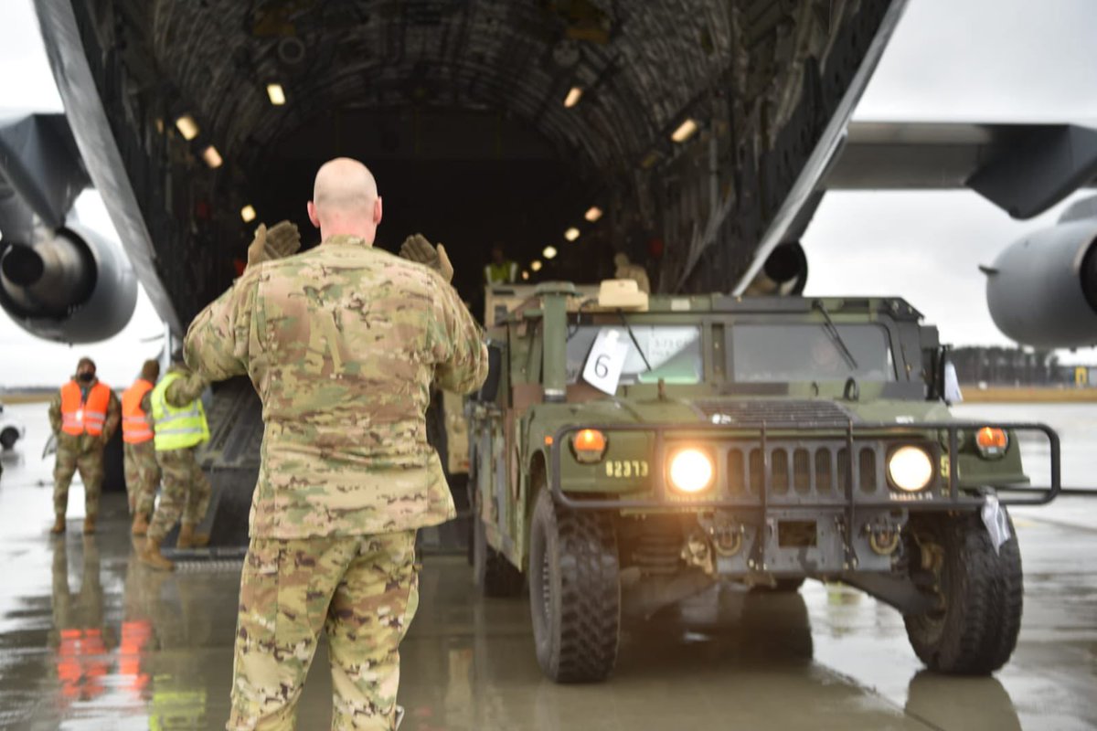 Ministry of National Defense of Poland: On Monday morning, another group of American soldiers from the 82nd Airborne Division landed in Rzeszów