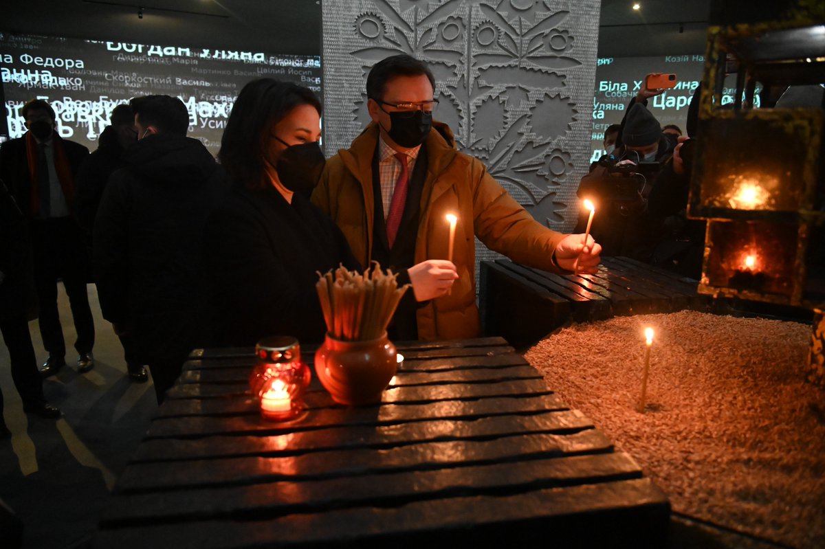 Ukrainian FM Dmytro Kuleba: We started the visit of my German colleague @ABaerbock to Ukraine with visiting National Museum of the Holodomor Genocide. We are working to ensure the widest possible international recognition of Stalin's genocide against Ukrainians, including in Germany