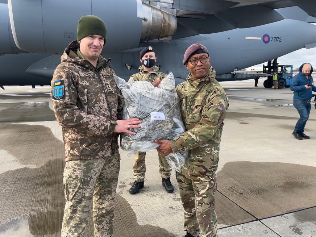 Ukrainian Minister of Defense:Feb 8-9 the cargo with military-technical aid arrived to Ukraine from UK military goods& & equipment for the Territorial Defense Forces of @ArmedForcesUkr: bulletproof vests,helmets,etc