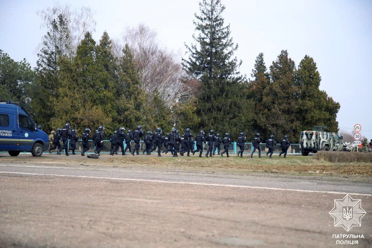 Patrol police officers took part in exercise in Kherson region